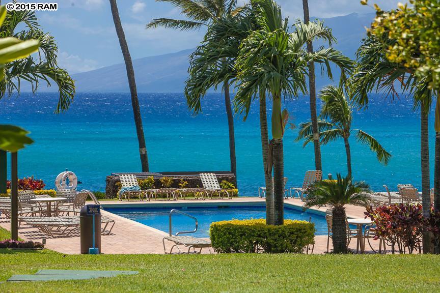 Mahina Surf condo # 218, Lahaina, Hawaii - photo 4 of 28
