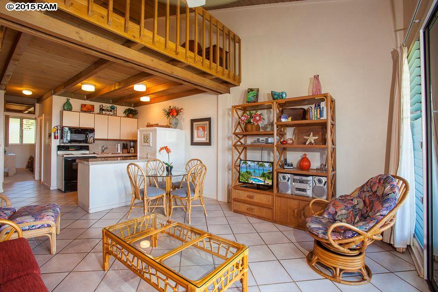 Mahina Surf condo # 218, Lahaina, Hawaii - photo 10 of 28