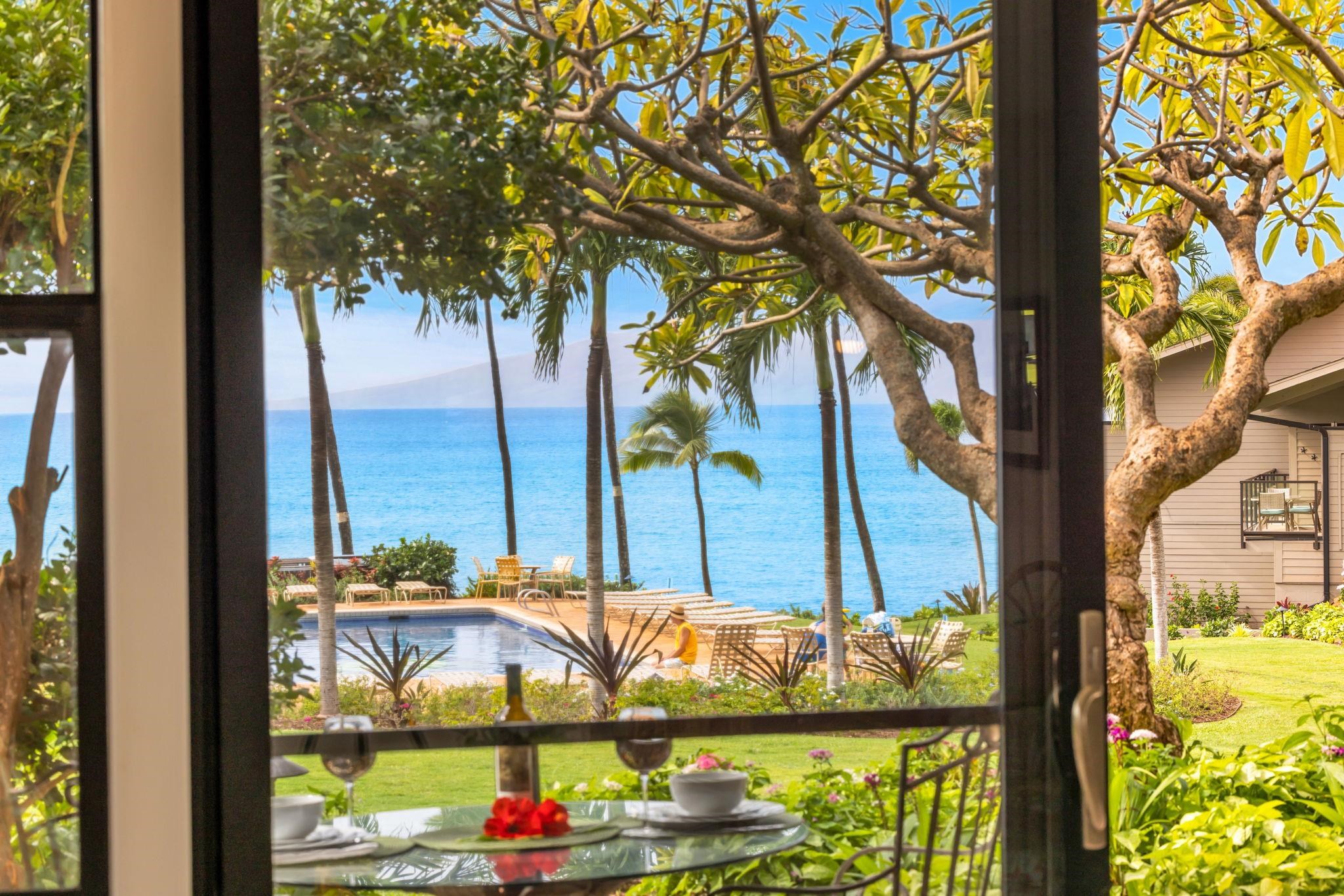 Mahina Surf condo # 116, Lahaina, Hawaii - photo 32 of 38