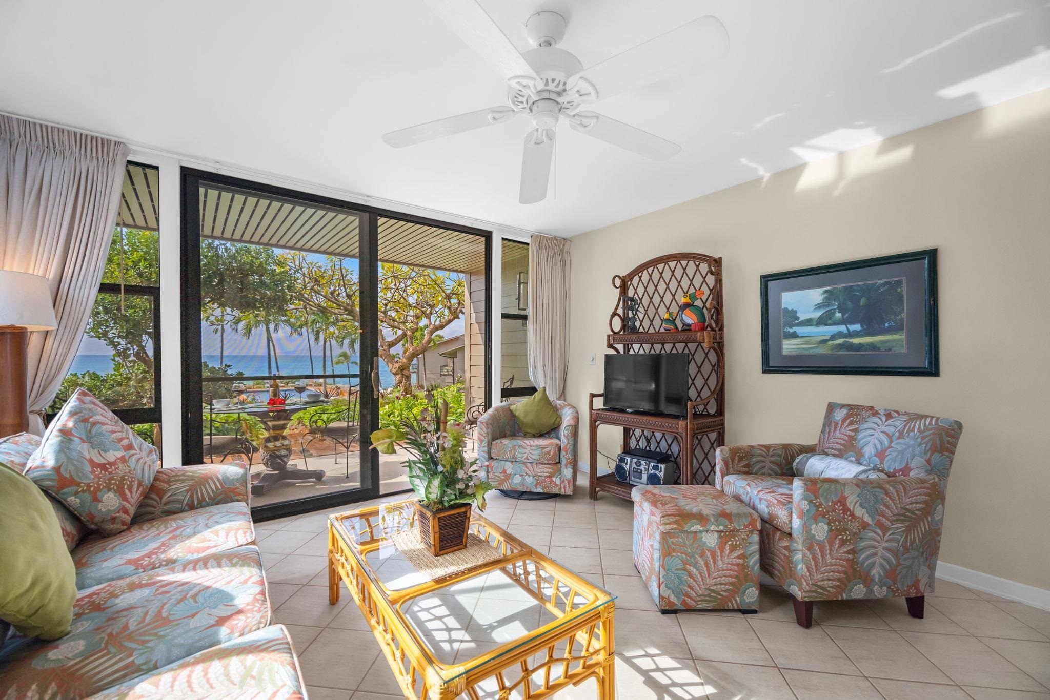 Mahina Surf condo # 116, Lahaina, Hawaii - photo 10 of 38