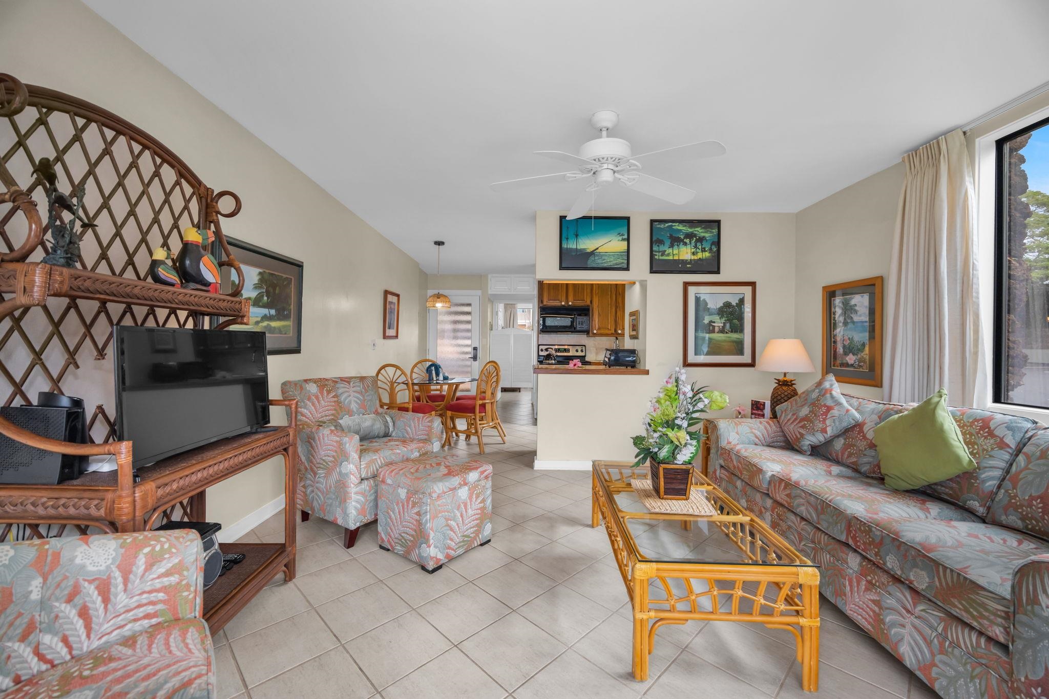 Mahina Surf condo # 116, Lahaina, Hawaii - photo 11 of 38