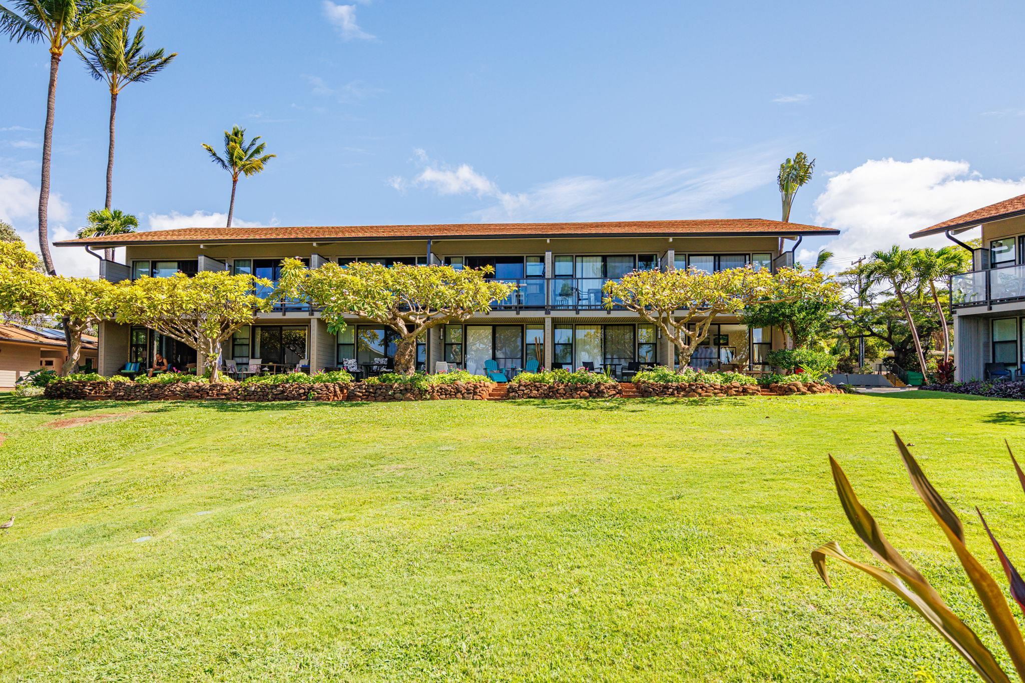 Mahina Surf condo # 116, Lahaina, Hawaii - photo 34 of 38