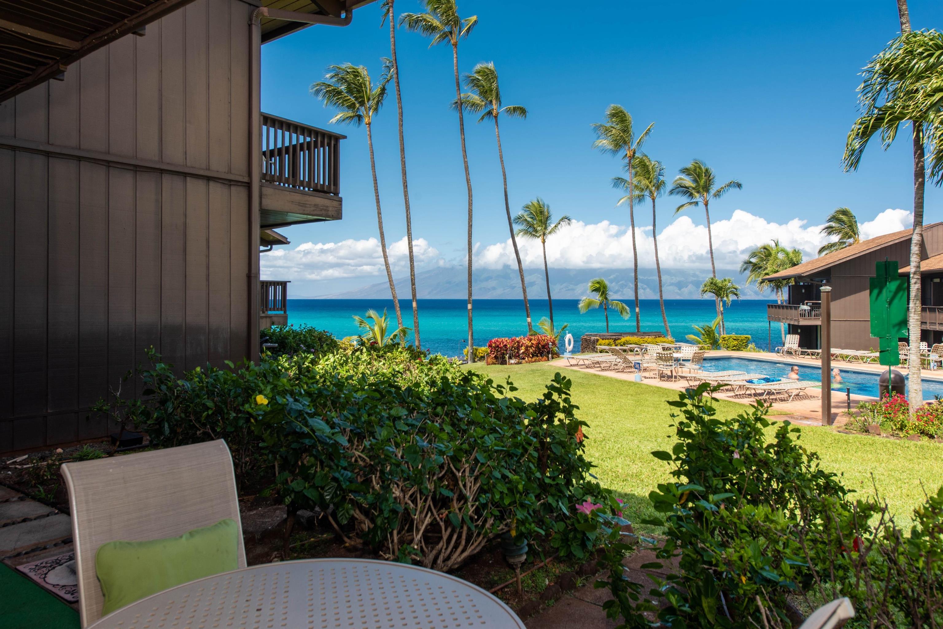 Mahina Surf condo # 121, Lahaina, Hawaii - photo 2 of 17