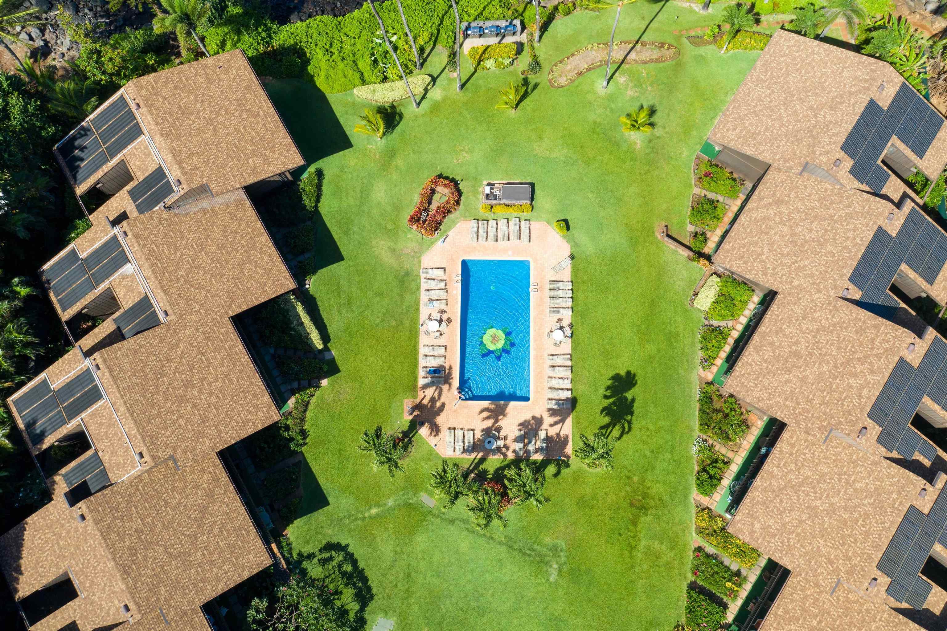 Mahina Surf condo # 121, Lahaina, Hawaii - photo 11 of 17