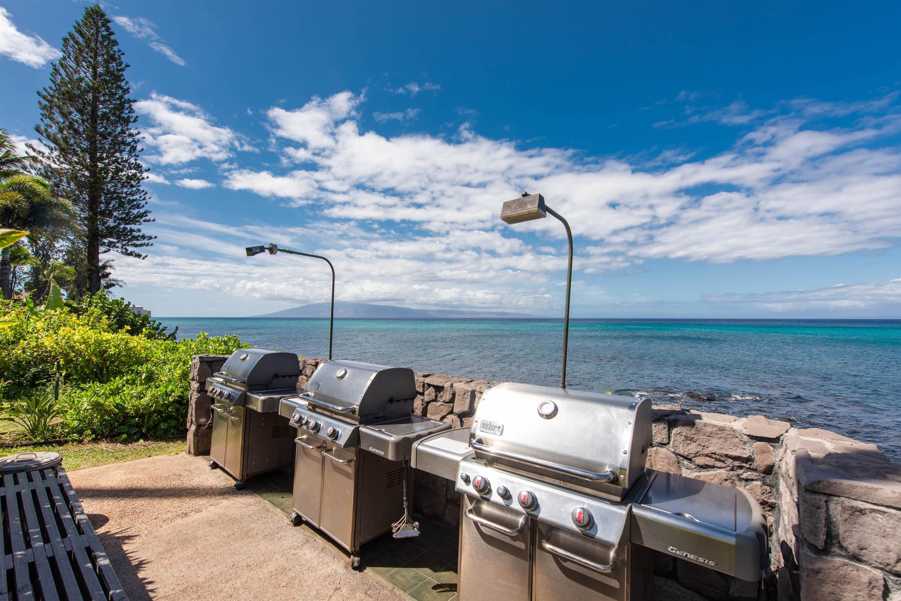 Mahina Surf condo # 121, Lahaina, Hawaii - photo 13 of 17