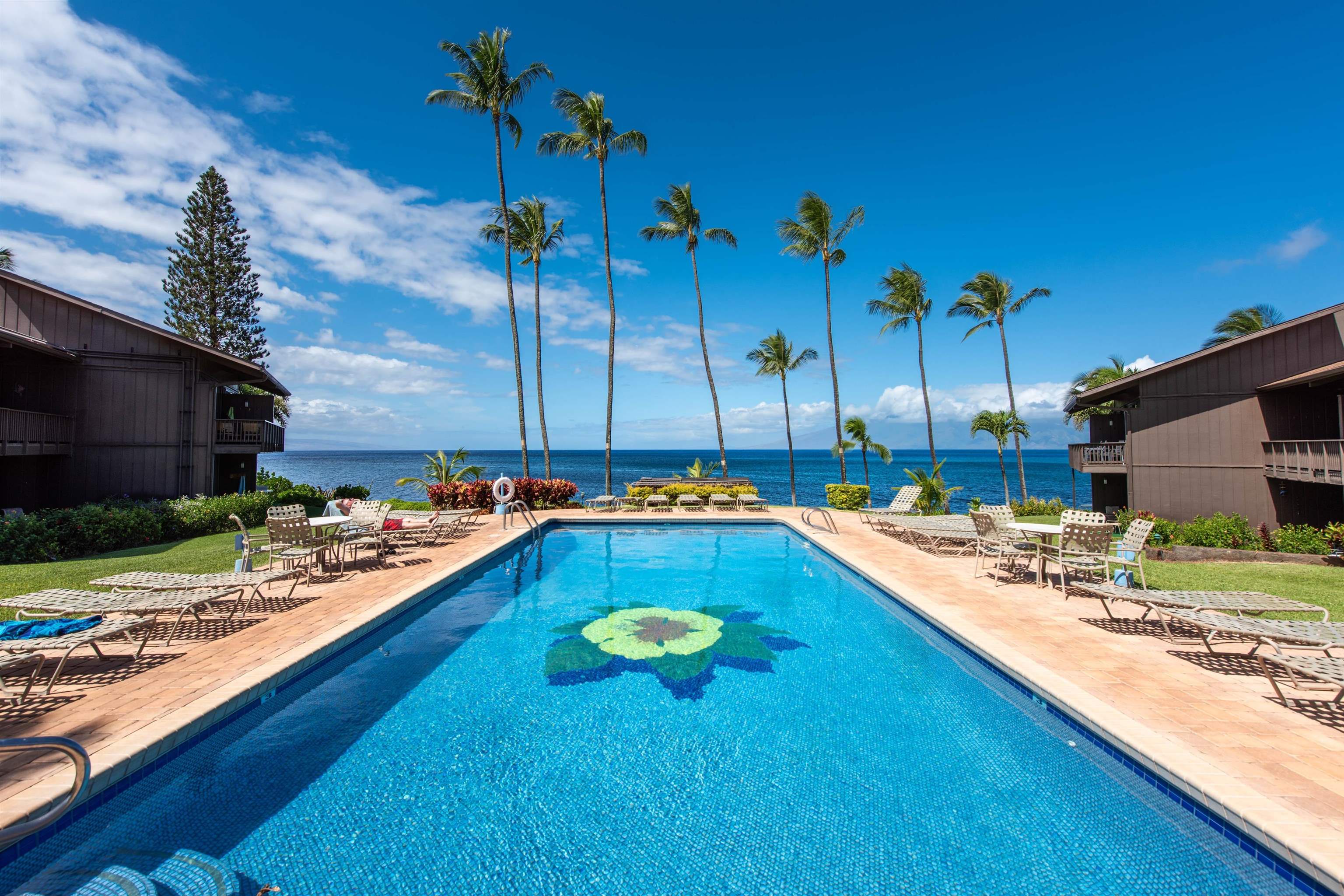 Mahina Surf condo # 121, Lahaina, Hawaii - photo 10 of 17