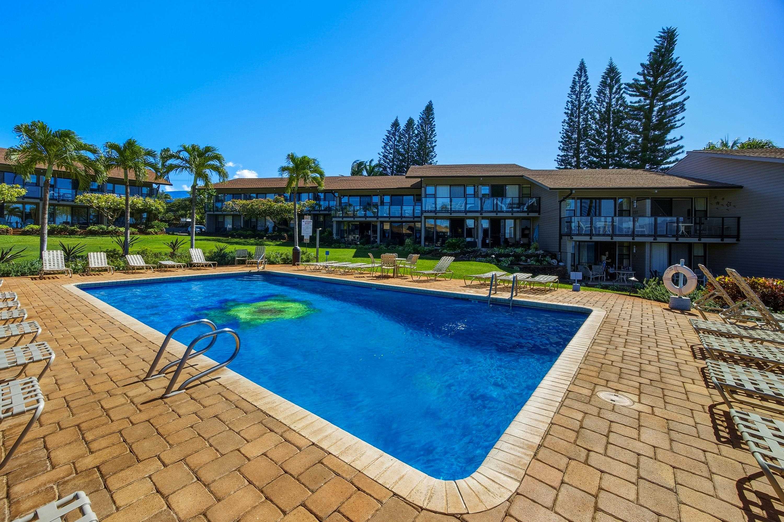 Mahina Surf condo # 122, Lahaina, Hawaii - photo 25 of 40