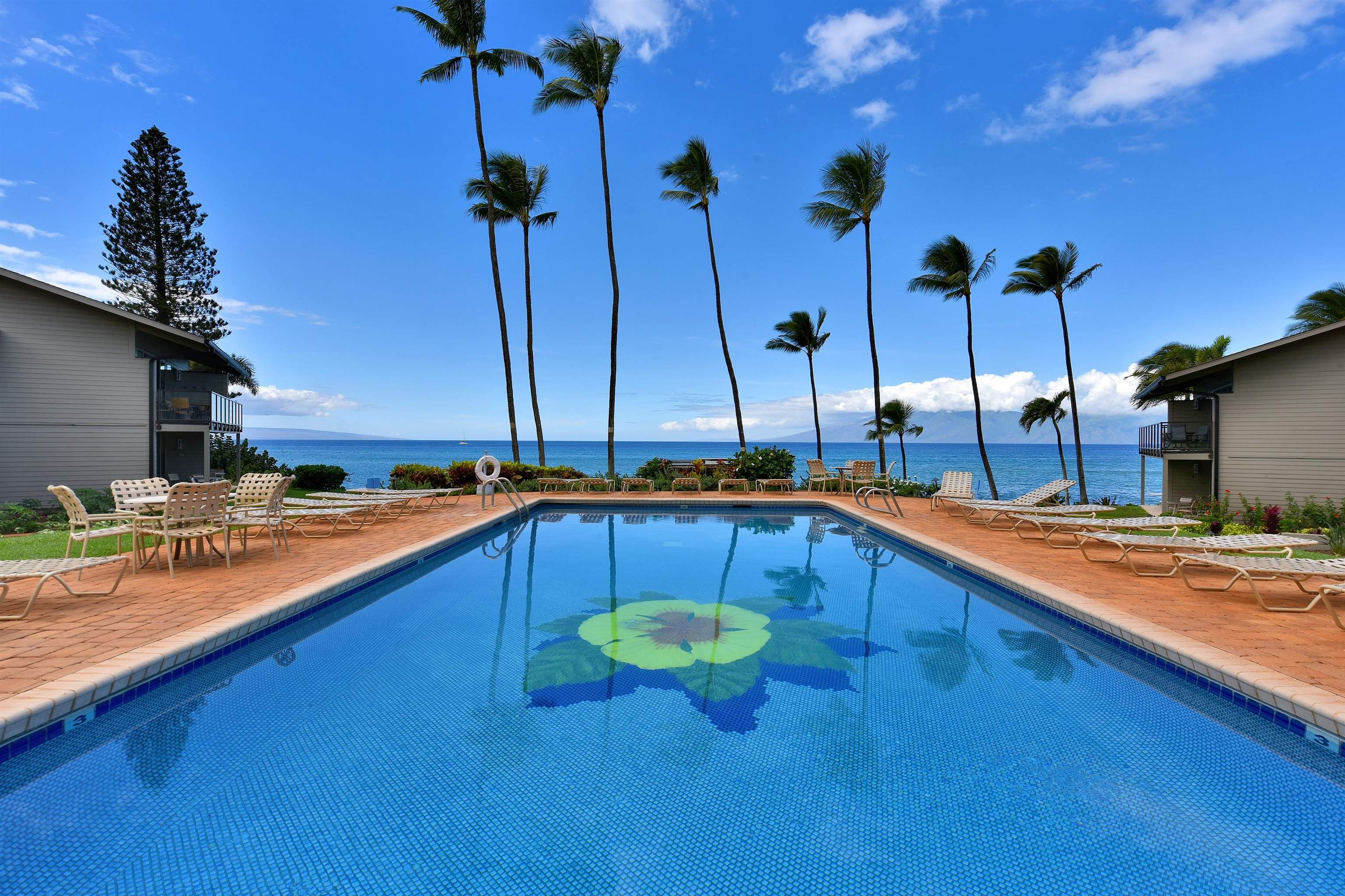 Mahina Surf condo # 123, Lahaina, Hawaii - photo 18 of 31