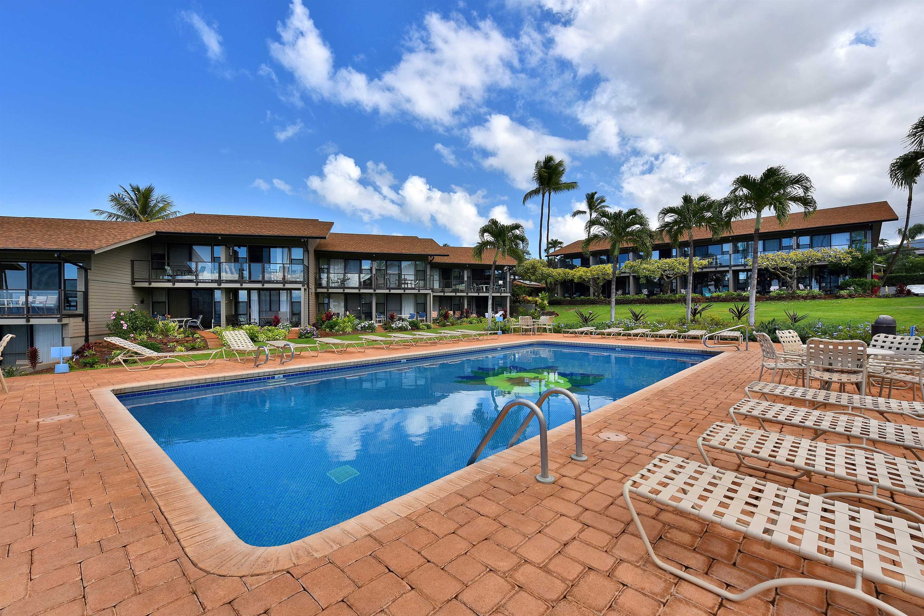 Mahina Surf condo # 123, Lahaina, Hawaii - photo 19 of 31