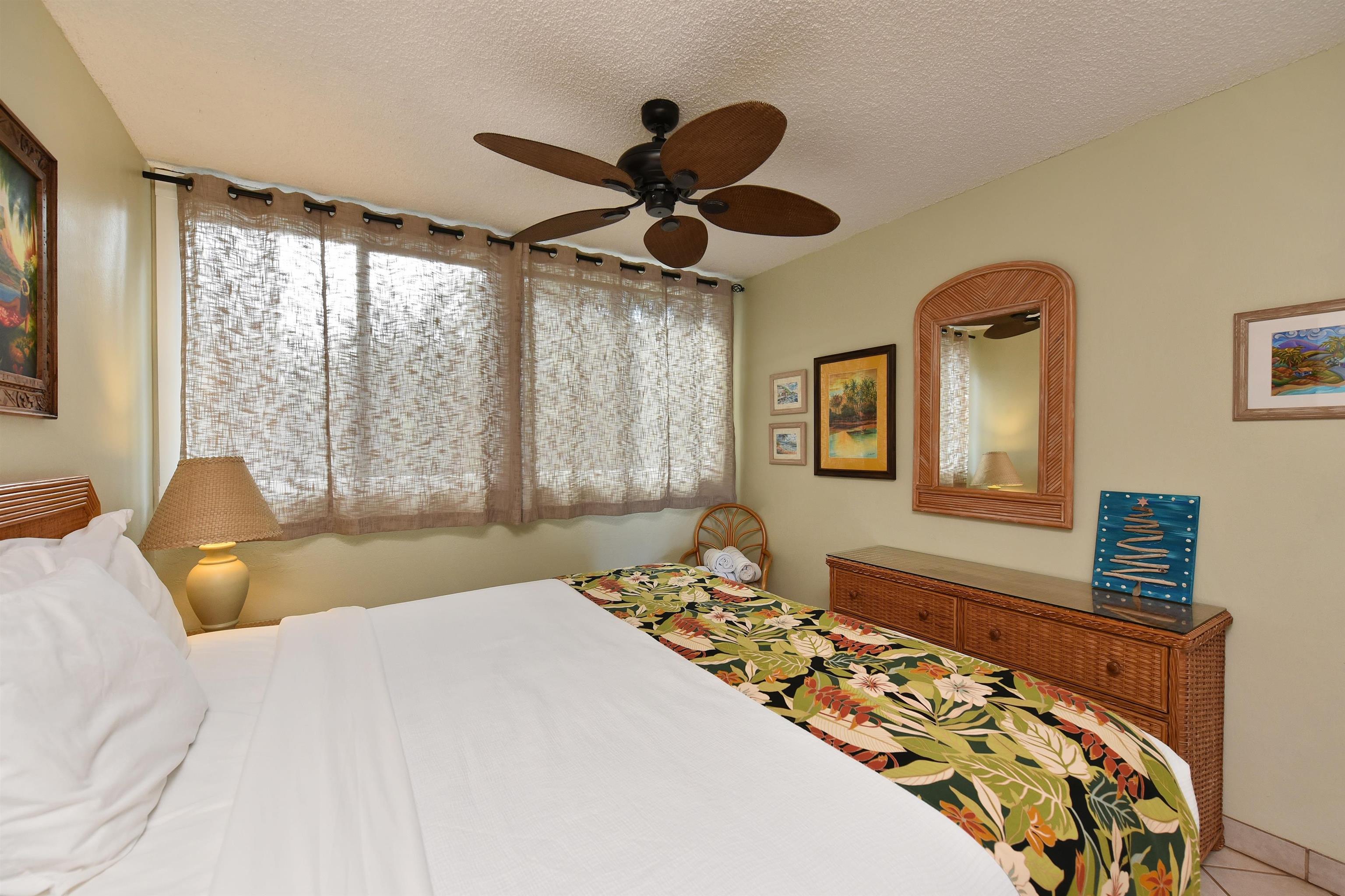 Mahina Surf condo # 123, Lahaina, Hawaii - photo 10 of 31