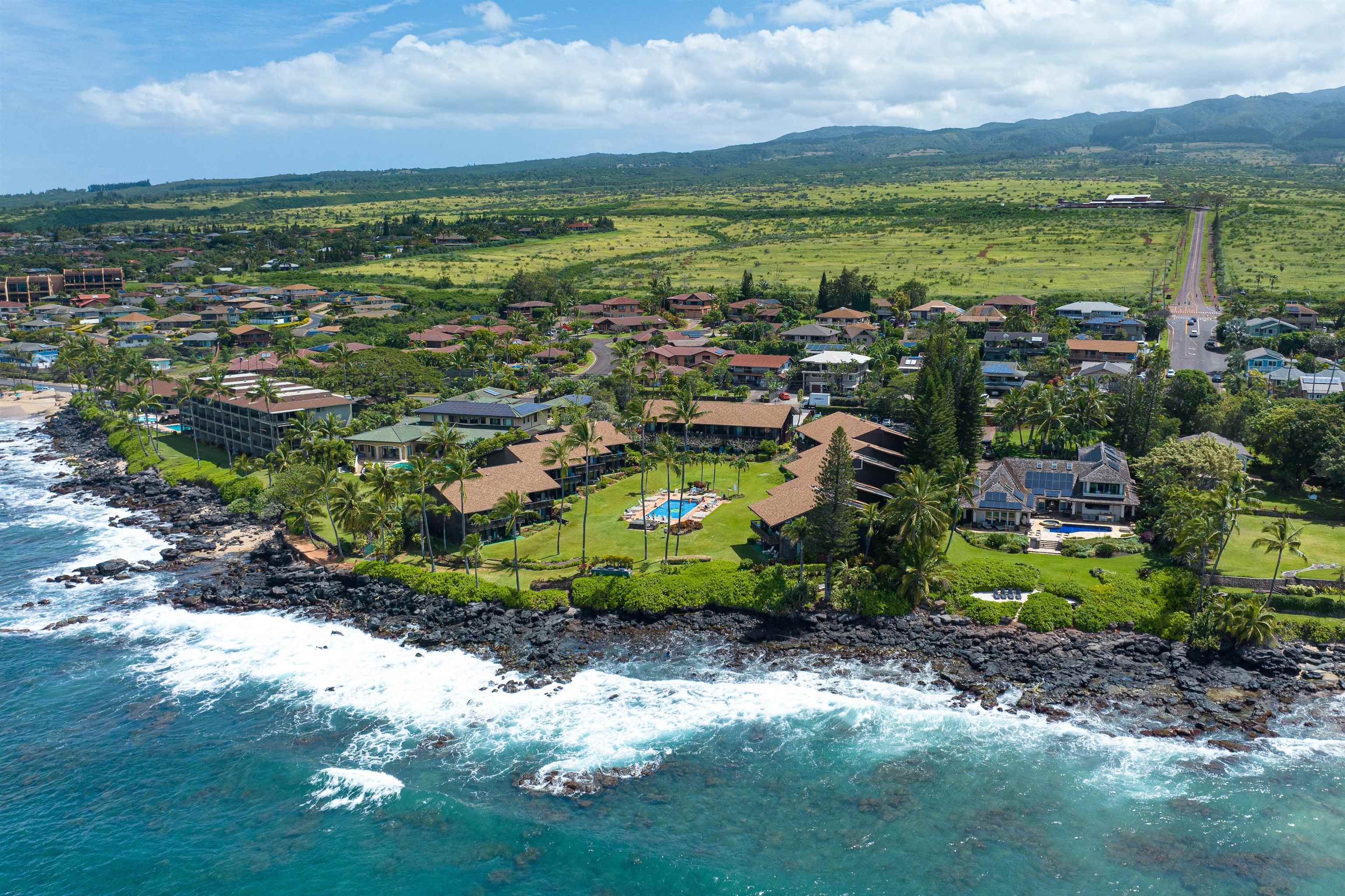 Mahina Surf condo # 124, Lahaina, Hawaii - photo 3 of 29