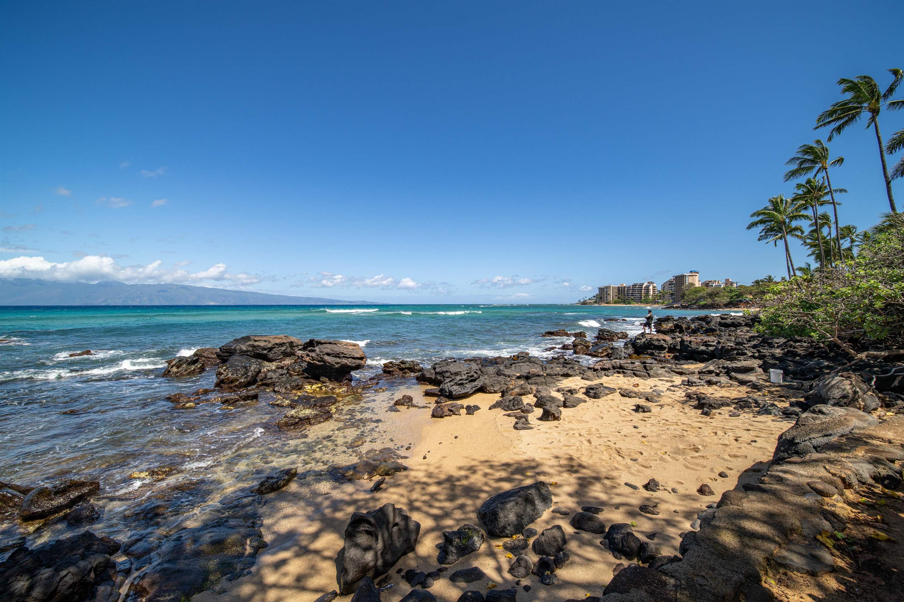 Mahina Surf condo # 124, Lahaina, Hawaii - photo 26 of 29