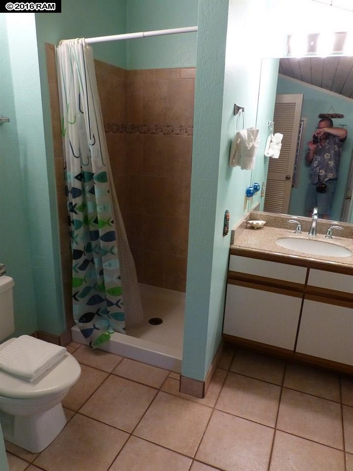 Mahina Surf condo # 207, Lahaina, Hawaii - photo 18 of 25