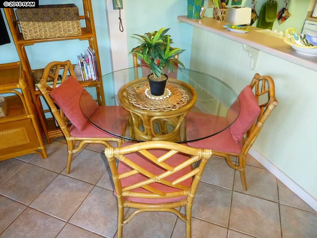 Mahina Surf condo # 207, Lahaina, Hawaii - photo 9 of 25