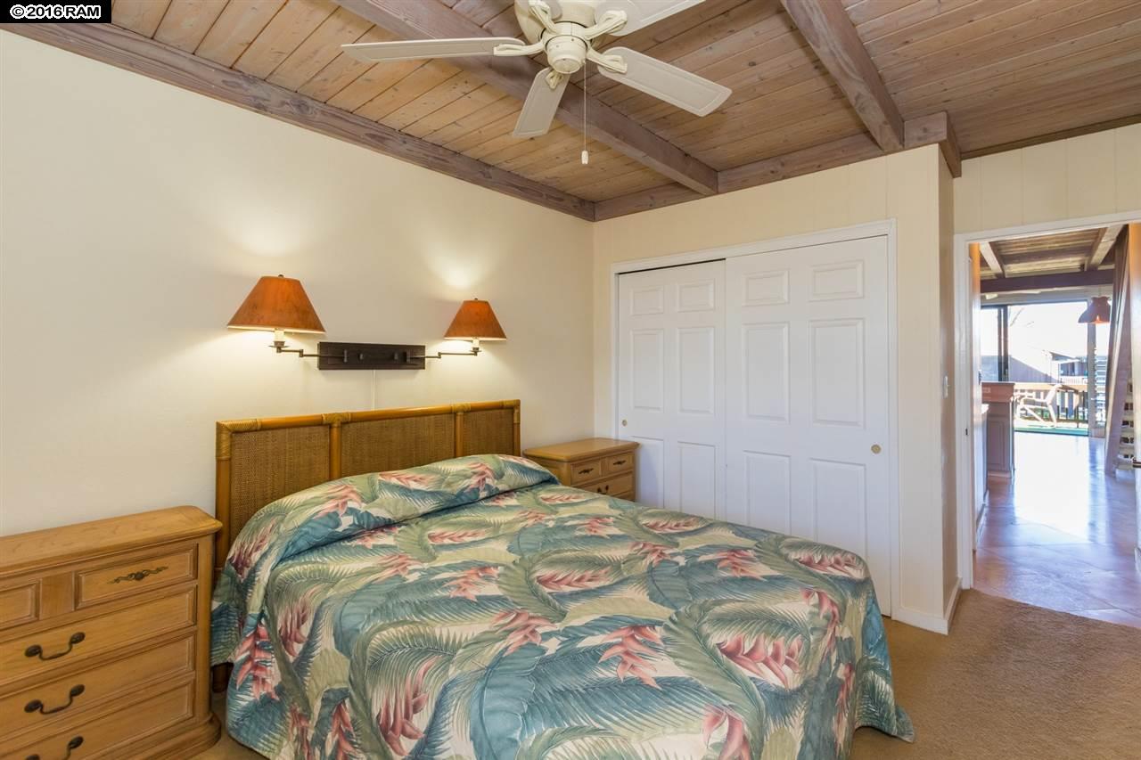 Mahina Surf condo # 208, Lahaina, Hawaii - photo 21 of 30