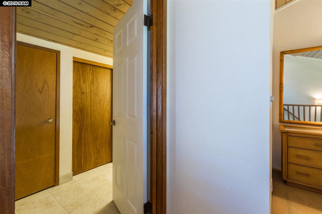 Mahina Surf condo # 208, Lahaina, Hawaii - photo 27 of 30