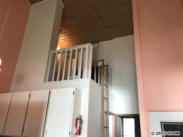 Mahina Surf condo # 209, Lahaina, Hawaii - photo 11 of 21