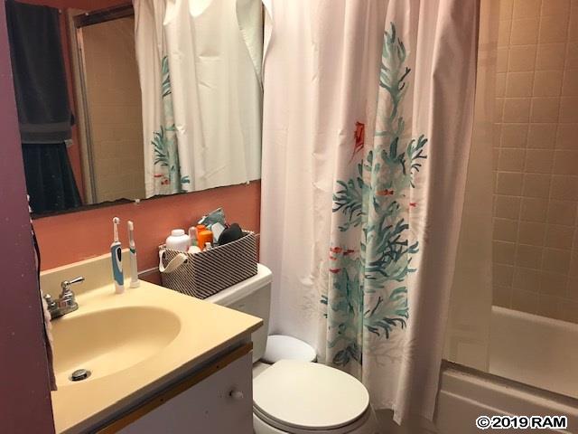 Mahina Surf condo # 209, Lahaina, Hawaii - photo 13 of 21