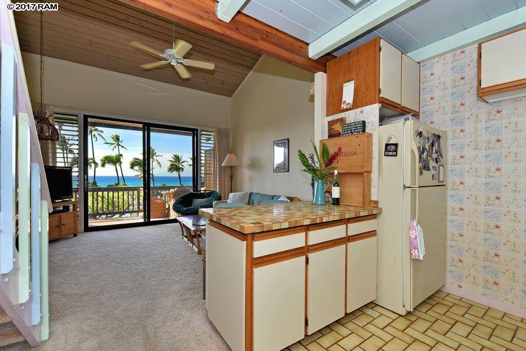 Mahina Surf condo # 215, Lahaina, Hawaii - photo 8 of 16