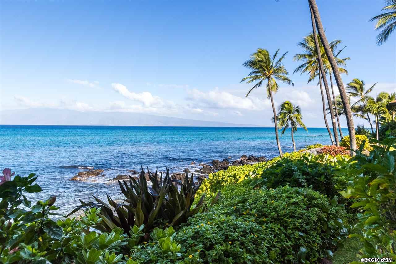 Mahina Surf condo # 222, Lahaina, Hawaii - photo 24 of 25