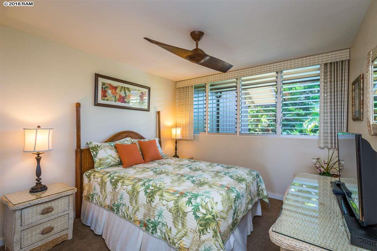 Mahina Surf condo # 223, Lahaina, Hawaii - photo 16 of 30