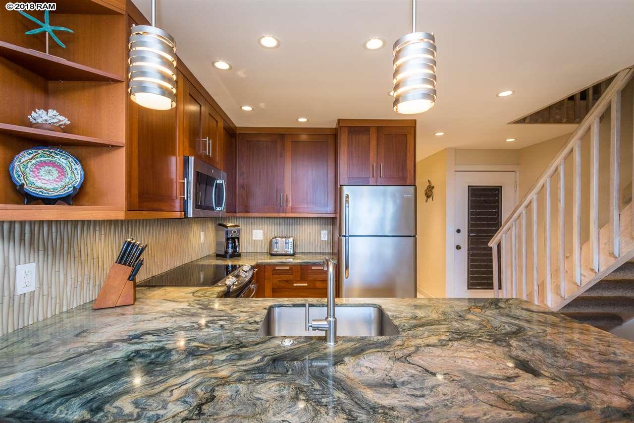 Mahina Surf condo # 223, Lahaina, Hawaii - photo 23 of 30