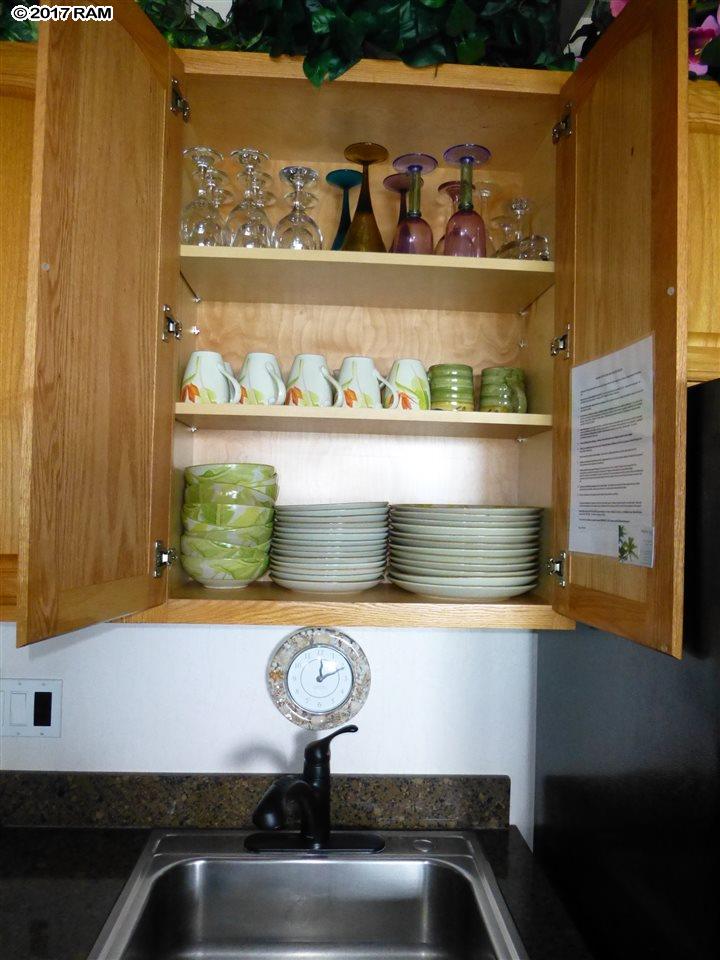 Mahina Surf condo # 227, Lahaina, Hawaii - photo 11 of 30