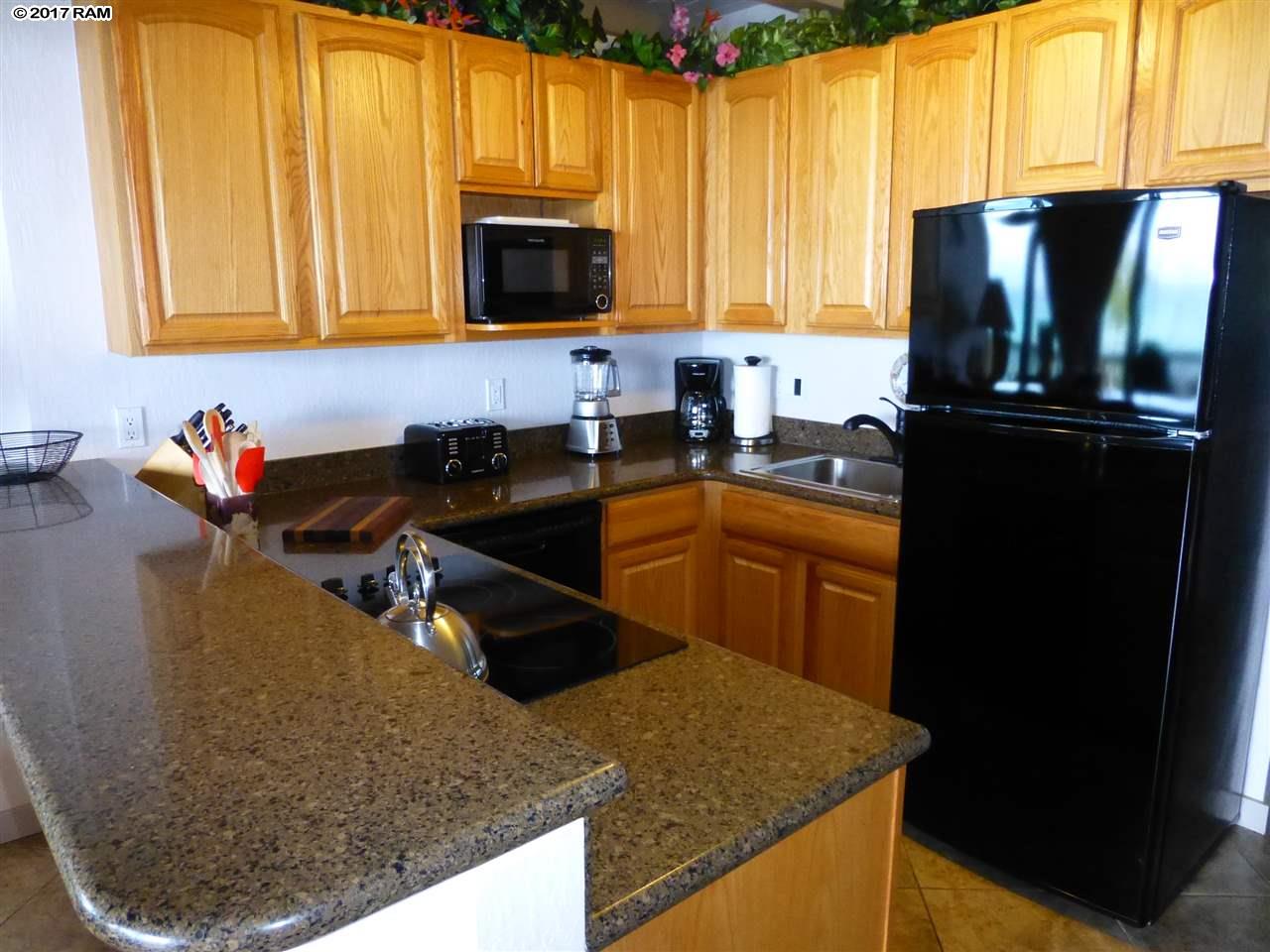 Mahina Surf condo # 227, Lahaina, Hawaii - photo 12 of 30