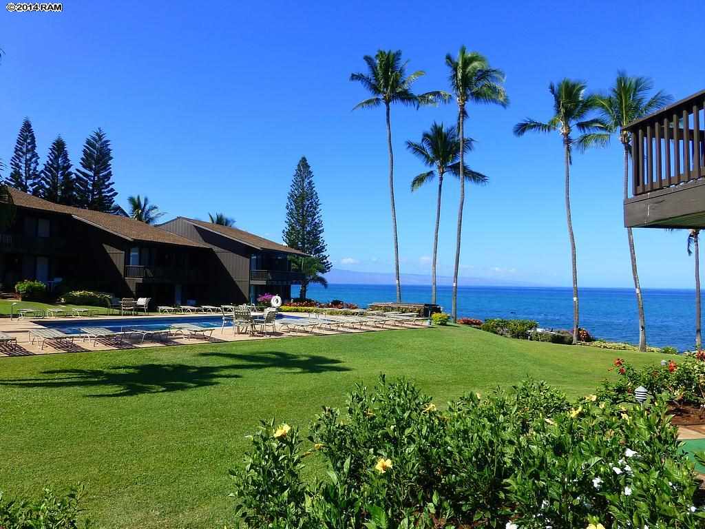 Mahina Surf condo # 107, Lahaina, Hawaii - photo 4 of 29