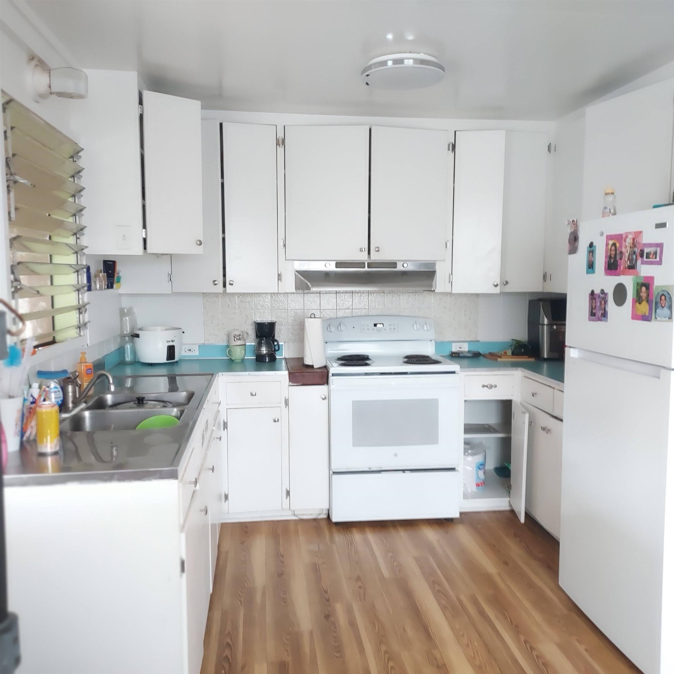 409  Waiehu Beach Rd , Wailuku home - photo 5 of 19