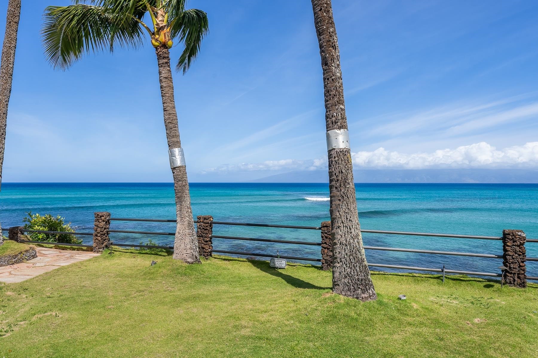 Noelani condo # 117, Lahaina, Hawaii - photo 2 of 18