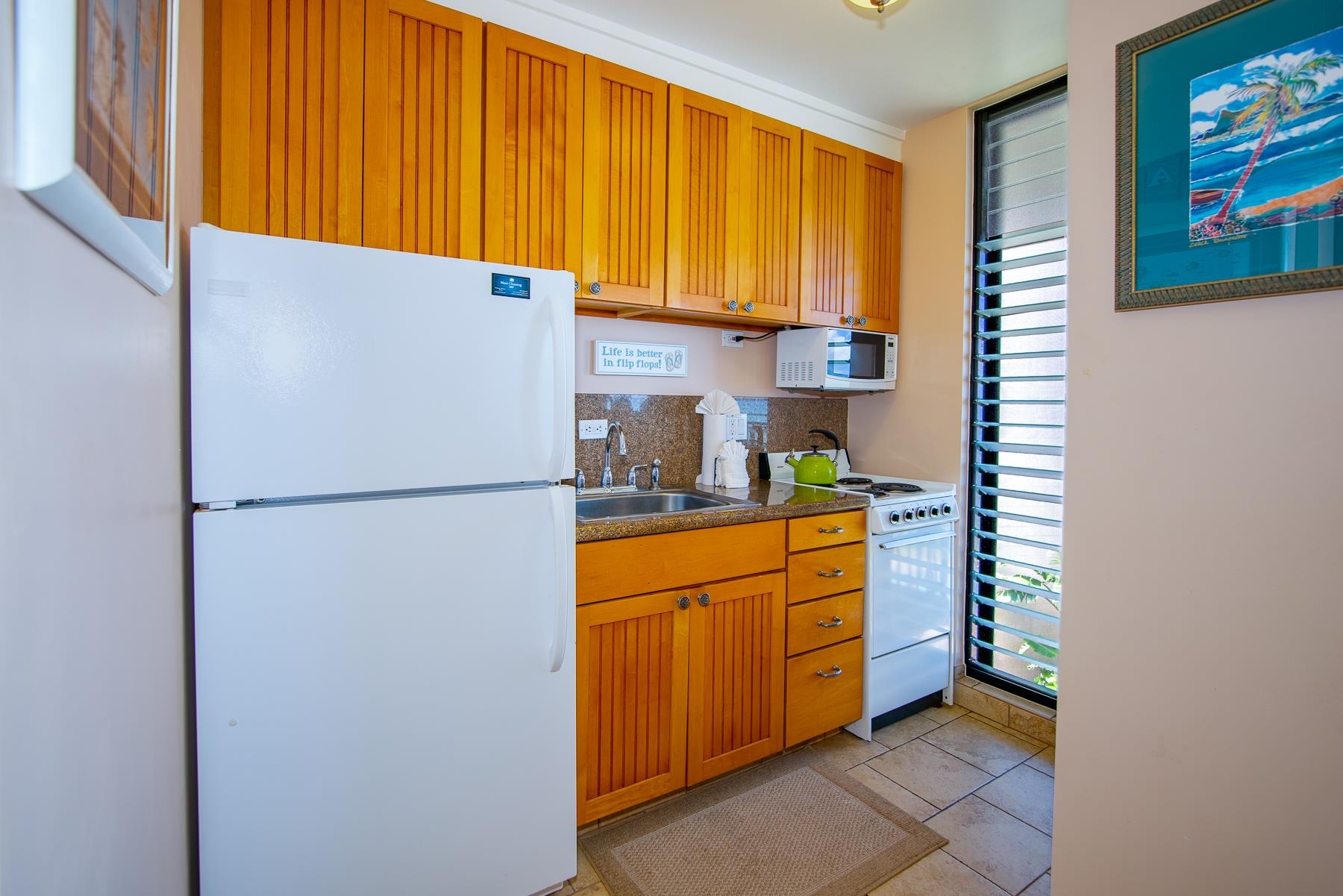 Noelani condo # 212B, Lahaina, Hawaii - photo 13 of 32