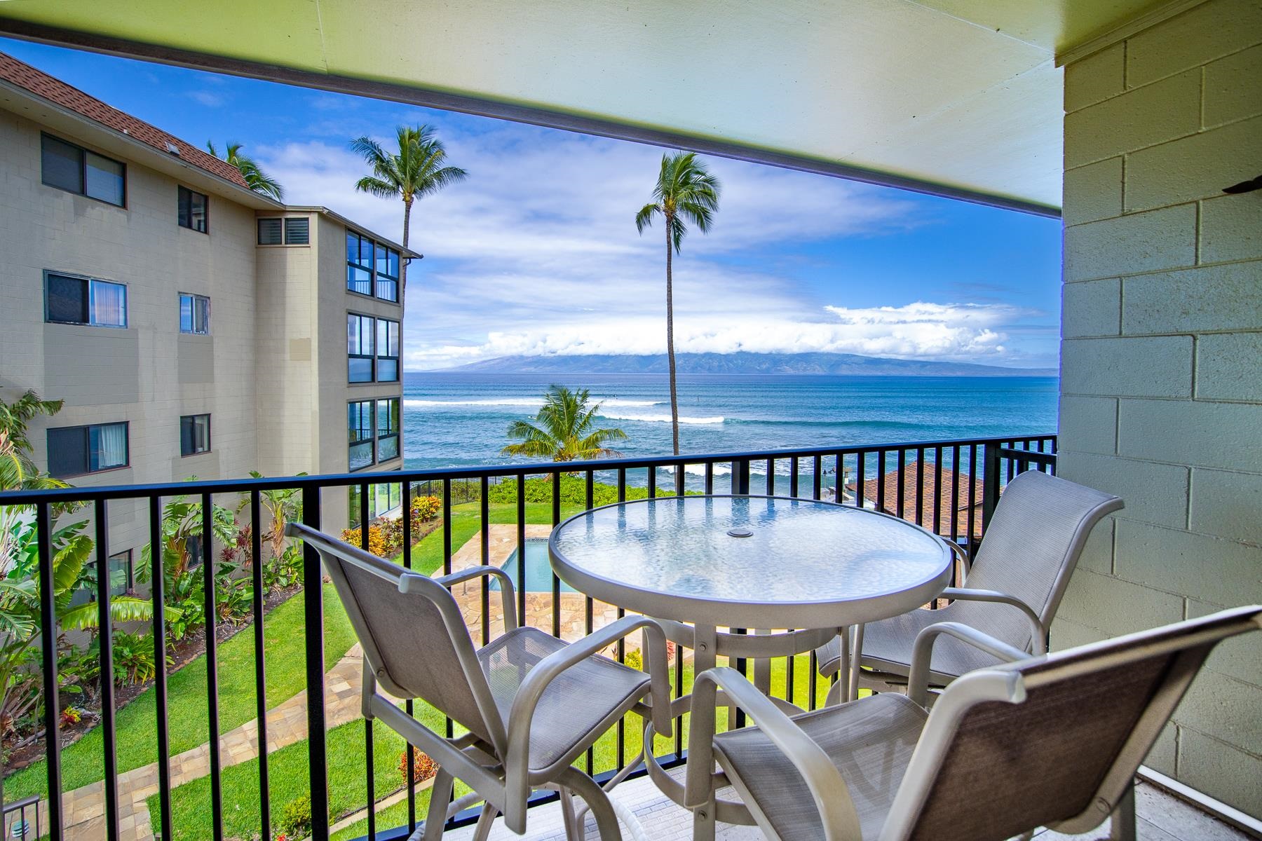 Noelani condo # 212B, Lahaina, Hawaii - photo 3 of 32