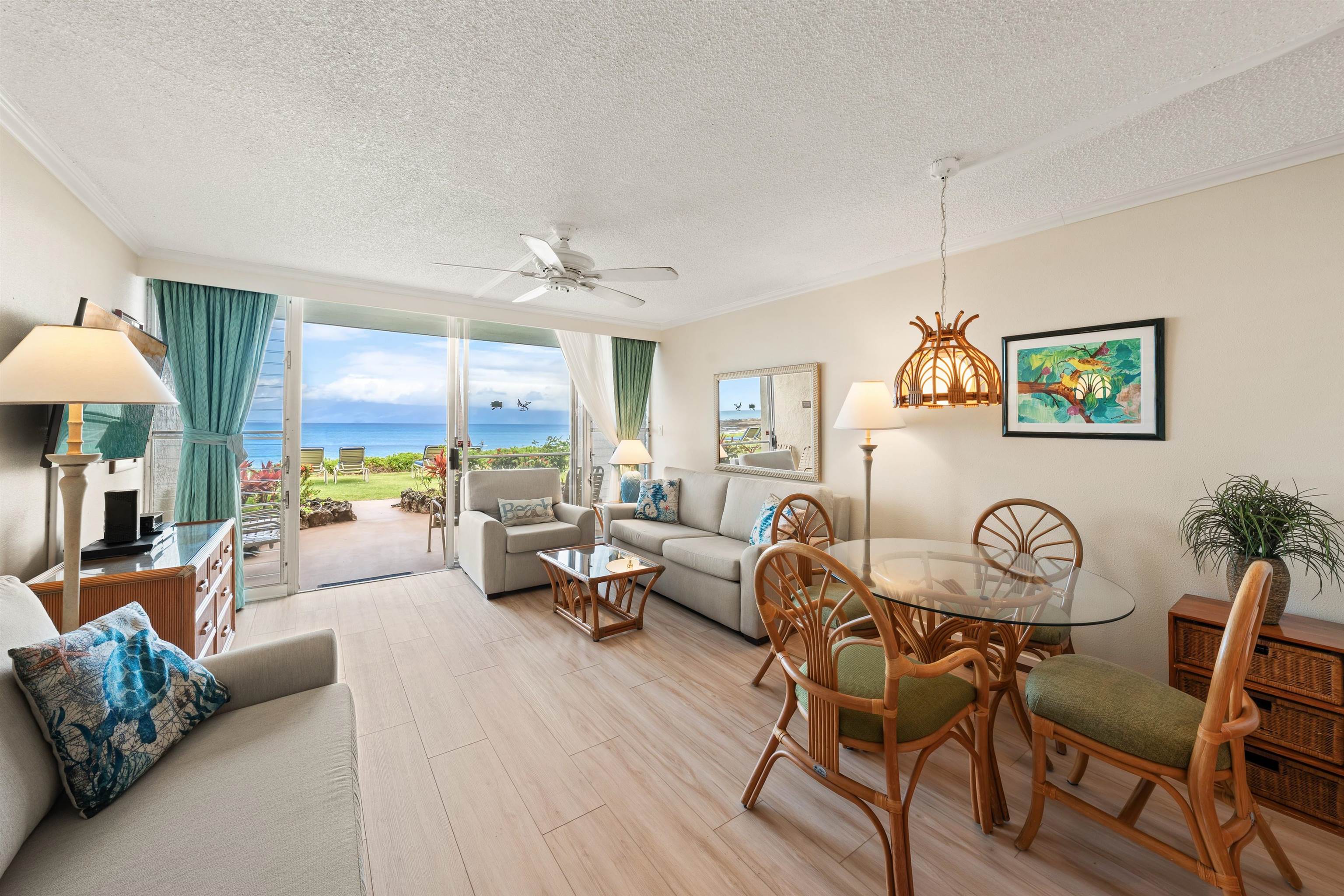 Napili Sunset condo # 119, Lahaina, Hawaii - photo 3 of 15