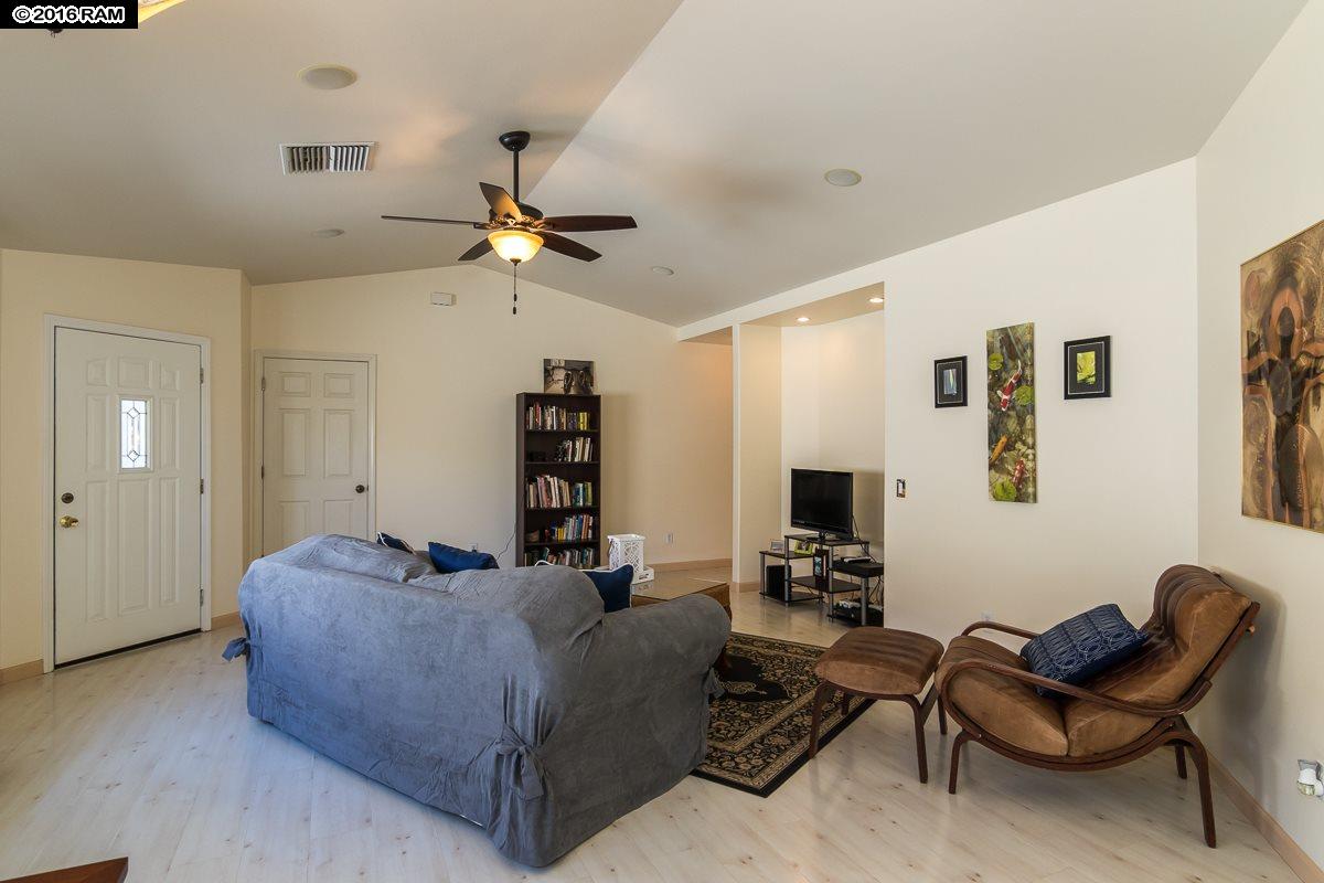 41  Laumakani Loop Meadowlands, Kihei home - photo 2 of 27