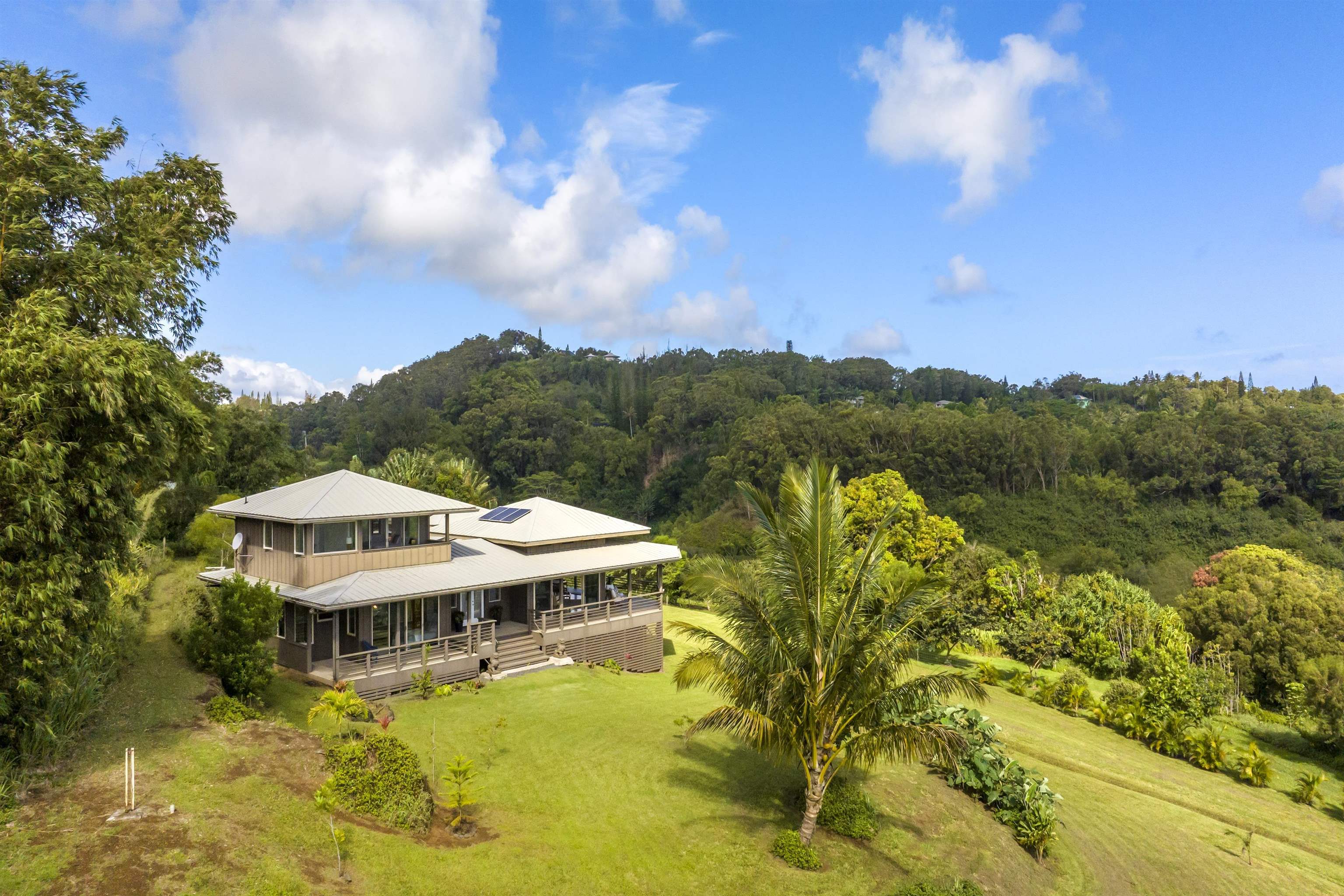 41  Leleaka Pl Peahi Hui, Haiku home - photo 3 of 40