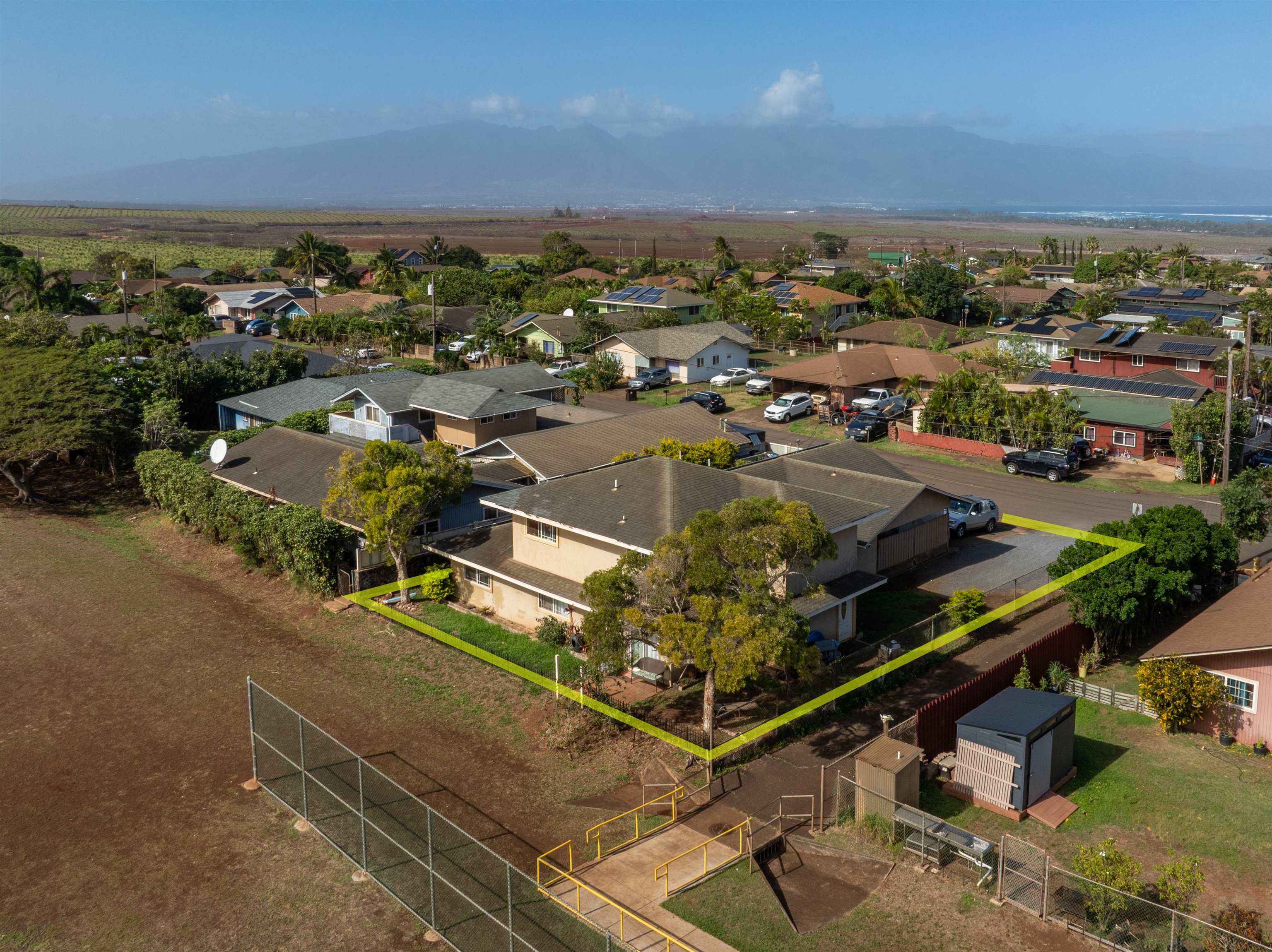 41  Palekana St , Spreckelsville/Paia/Kuau home - photo 2 of 26