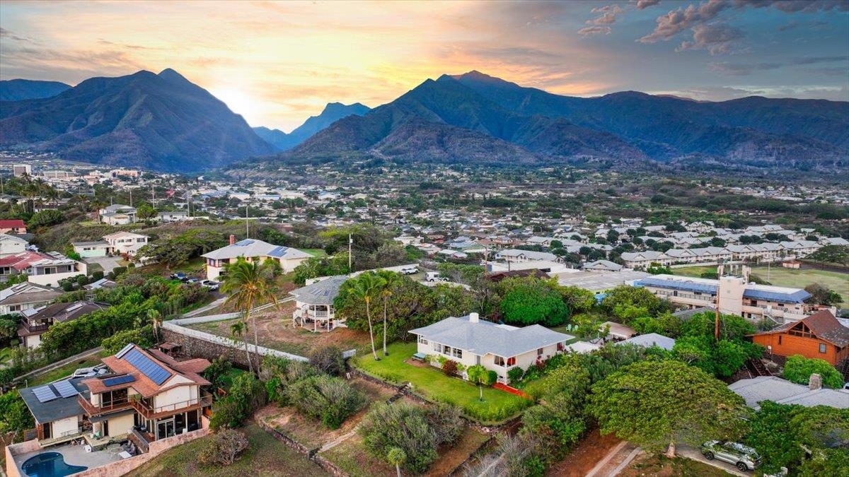 417  Liholiho St Old Sand Hills, Wailuku home - photo 17 of 50