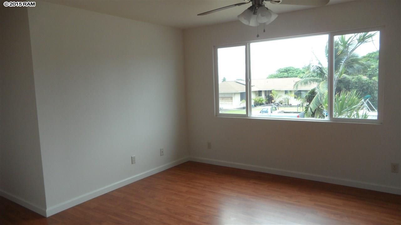 42  Kaiemi St Kahului, Kahului home - photo 4 of 12