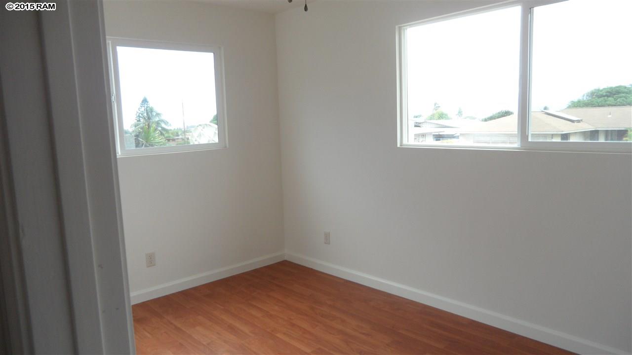 42  Kaiemi St Kahului, Kahului home - photo 5 of 12