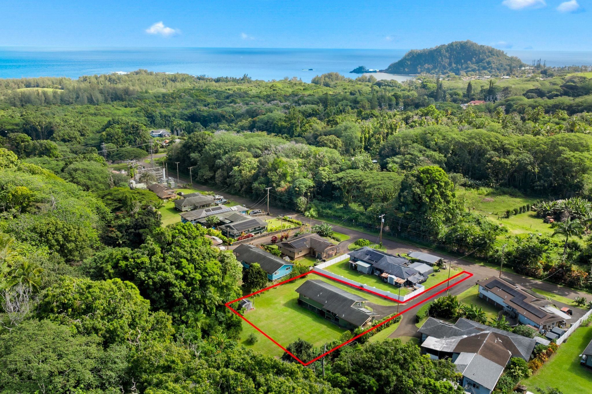 42  Kawai Ola Pl , Hana home - photo 2 of 36