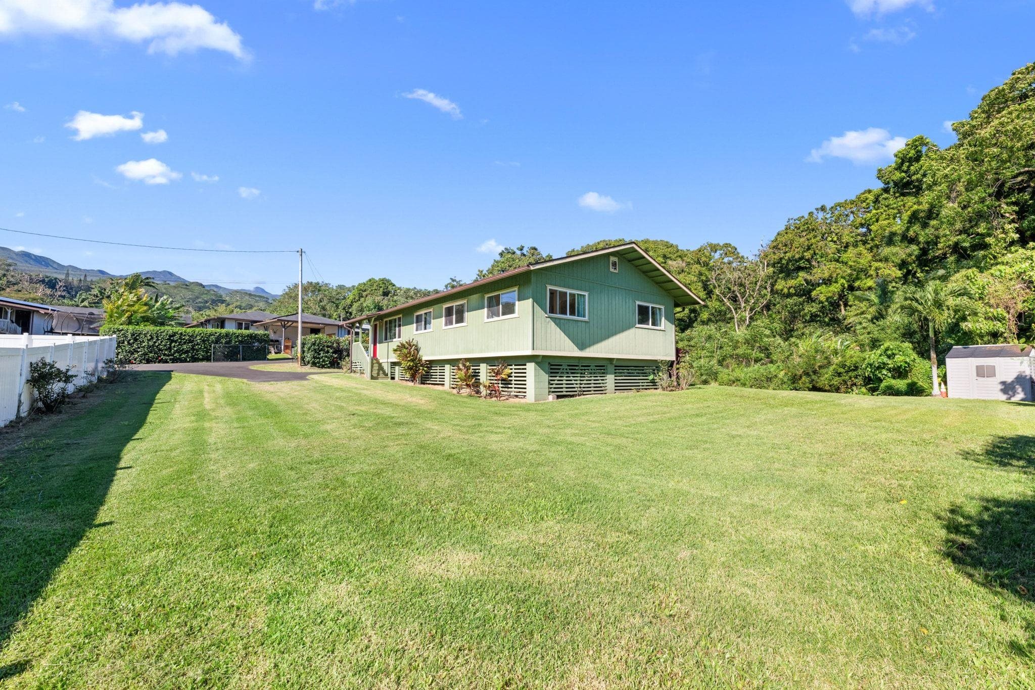 42  Kawai Ola Pl , Hana home - photo 30 of 36