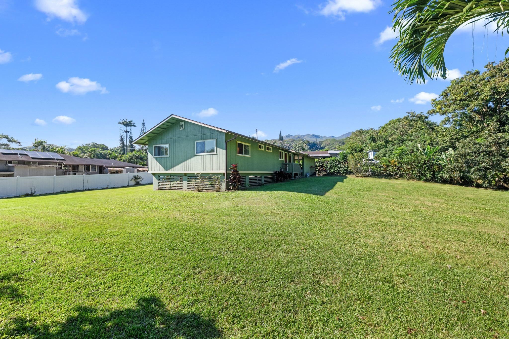 42  Kawai Ola Pl , Hana home - photo 31 of 36