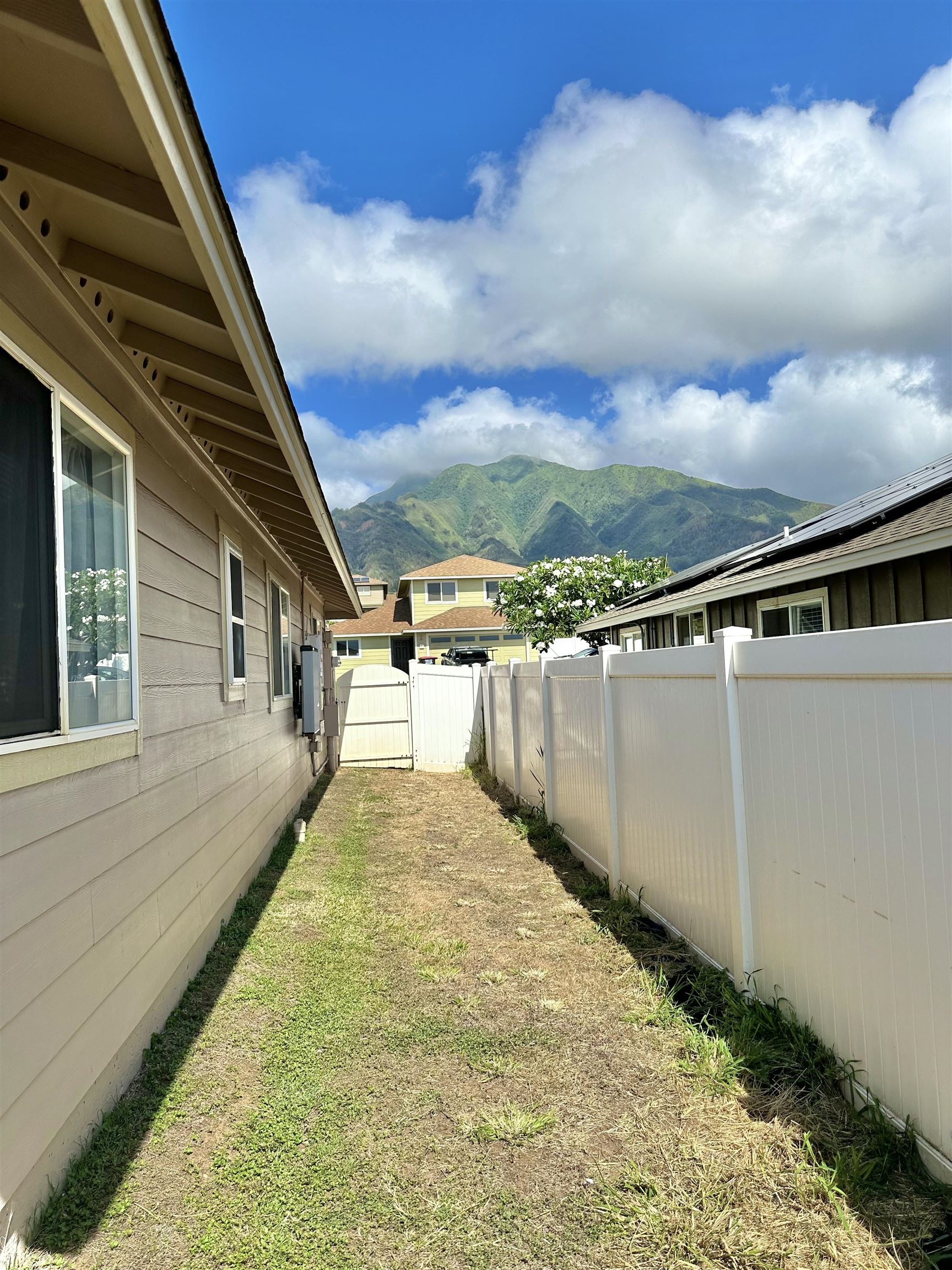 42  Makahakaha Loop , Wailuku home - photo 28 of 30