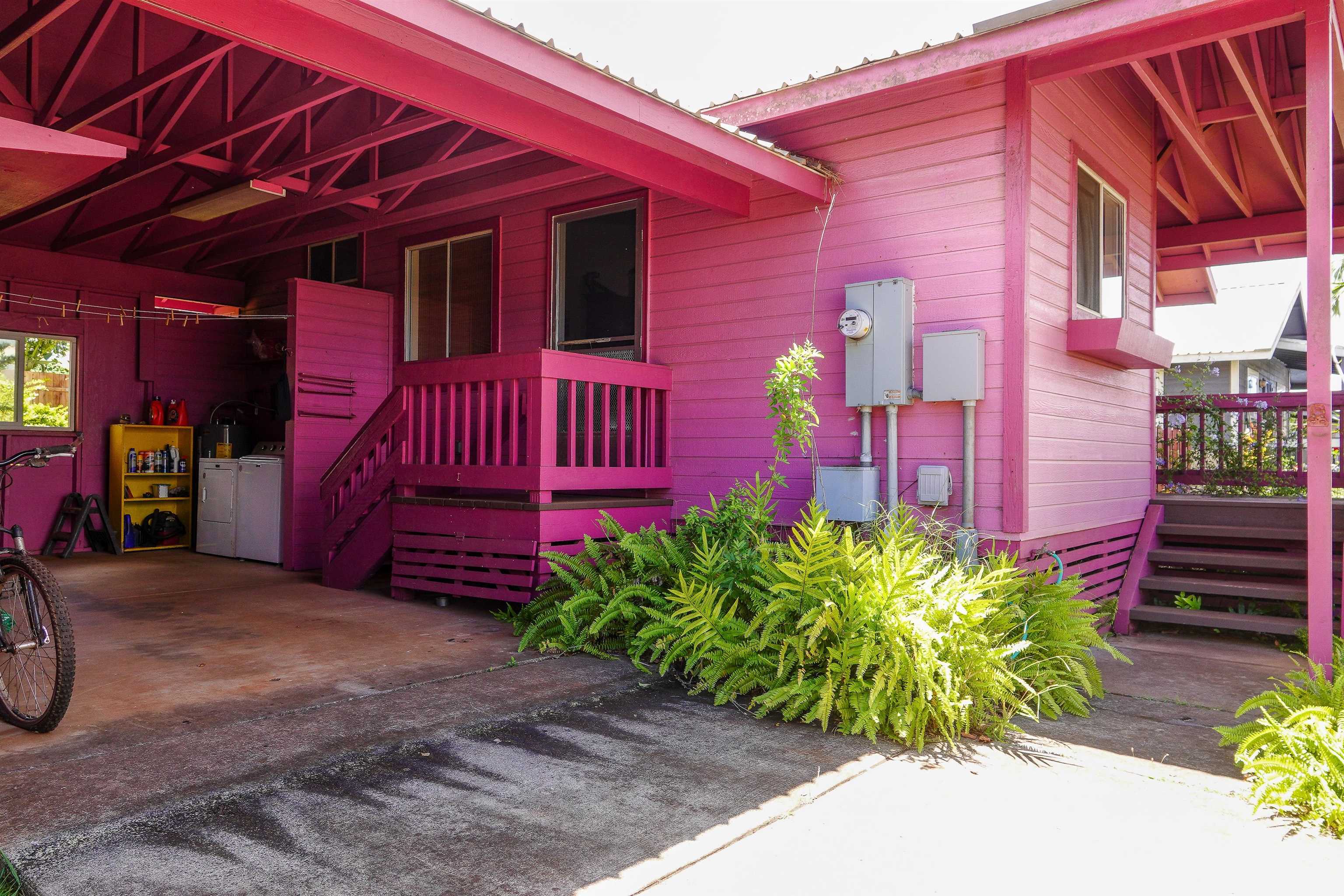 421  Lama St , Lanai home - photo 3 of 14