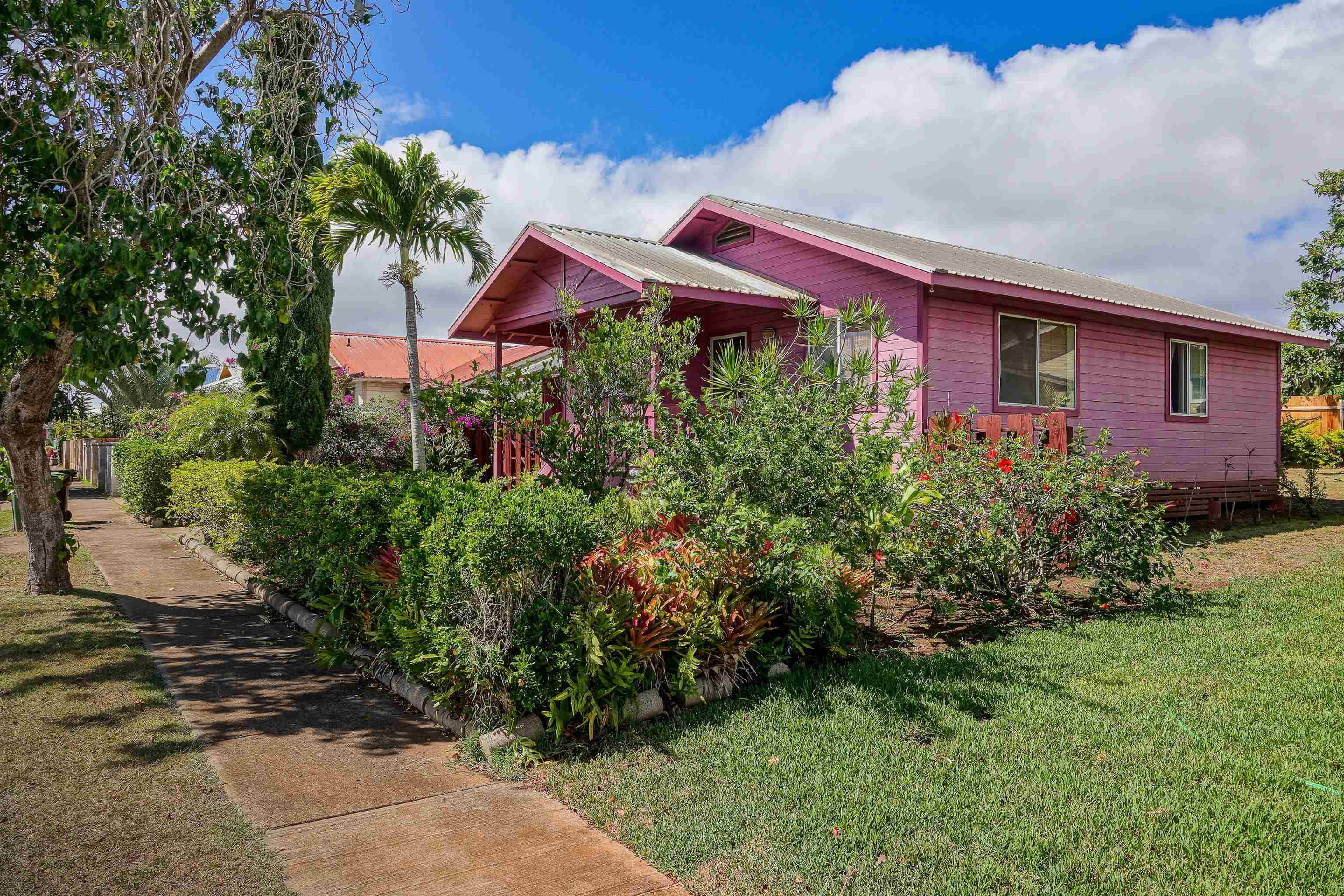 421  Lama St , Lanai home - photo 5 of 14