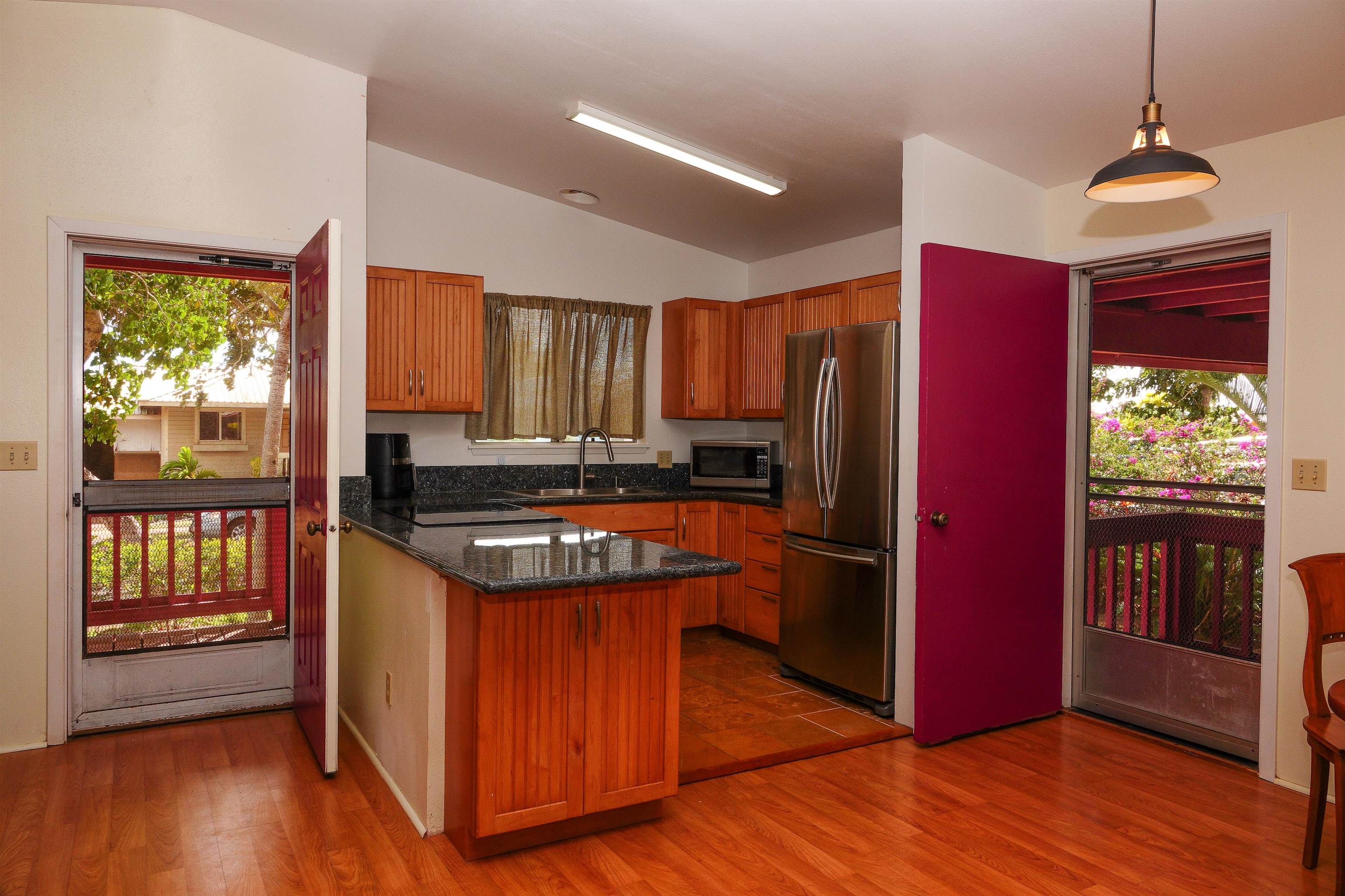 421  Lama St , Lanai home - photo 6 of 14