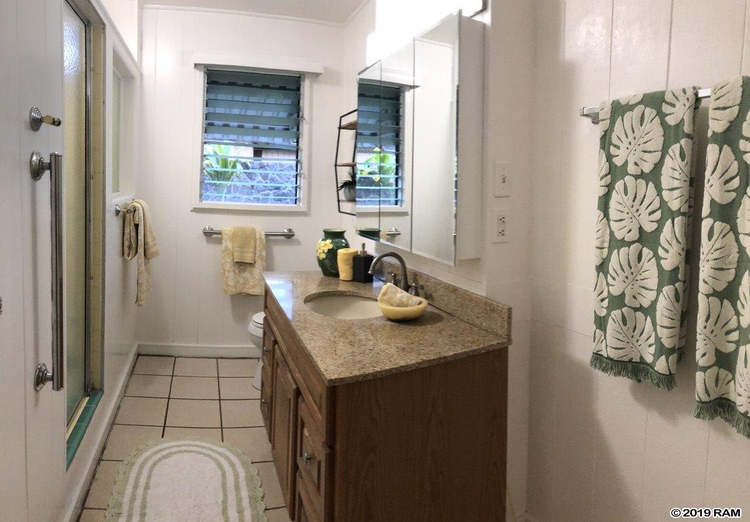 421  Pualani St , Wailuku home - photo 14 of 21