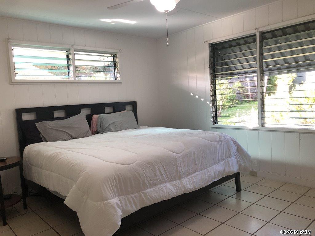 421  Pualani St , Wailuku home - photo 15 of 21