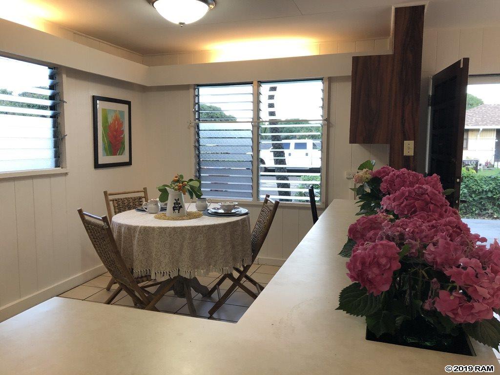 421  Pualani St , Wailuku home - photo 5 of 21